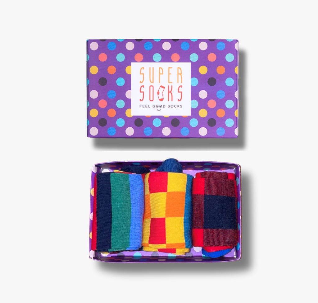 Buntegestreifte und karierte Socken im Geschenkset 3er-Pack