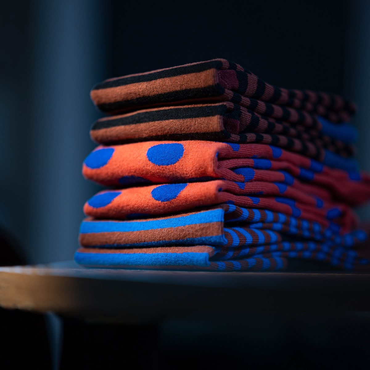 Kniestrümpfe mit Punkte und Streifen