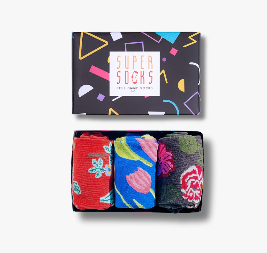 Kniestruempfe mit Blumen im 3er-Pack