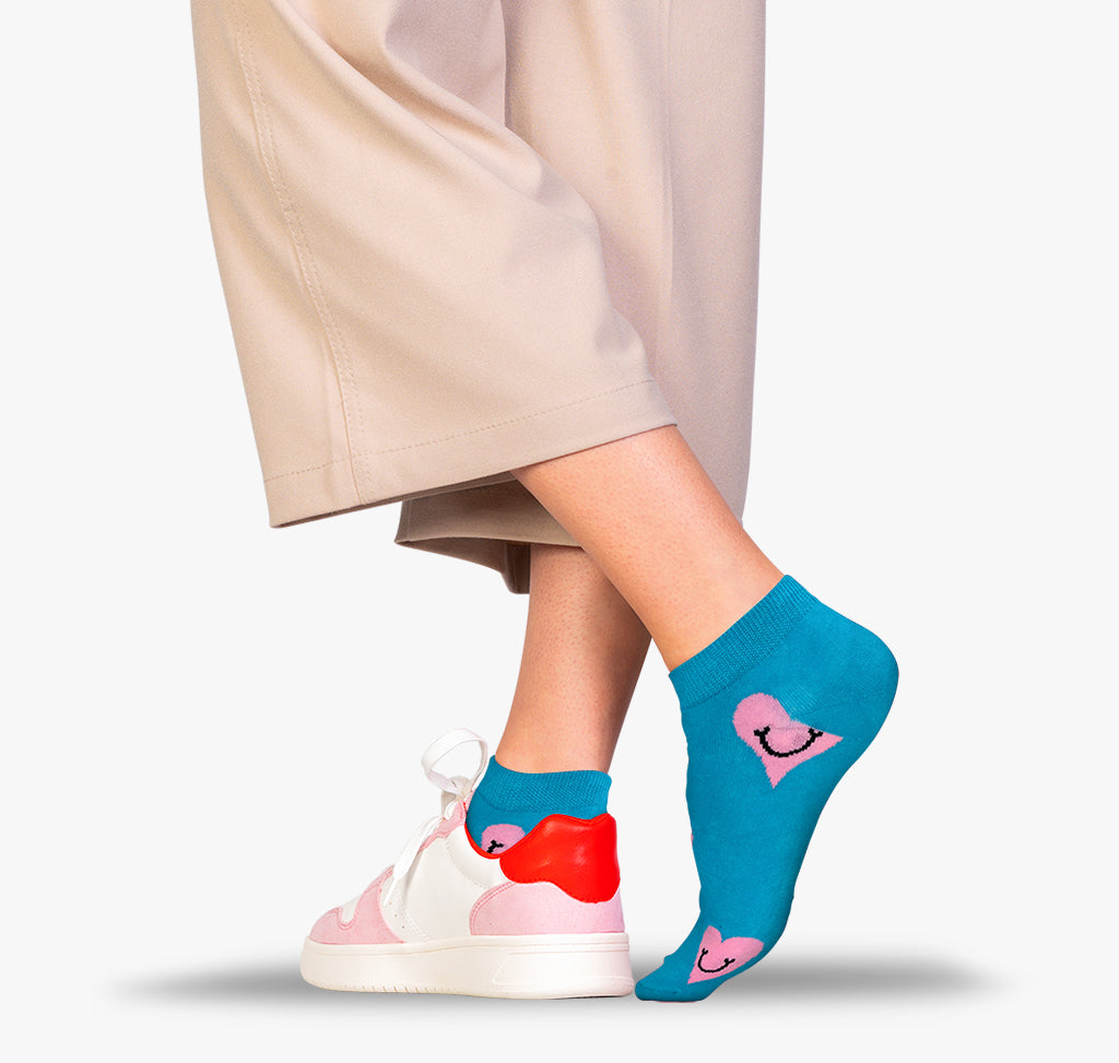 Suesse Damen Sneaker Socken mit Herzen