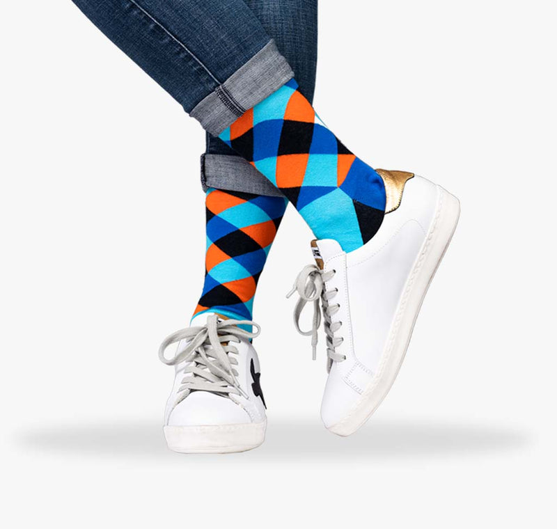 Damen Socken mit elegantem Rauten Muster in blau und orange