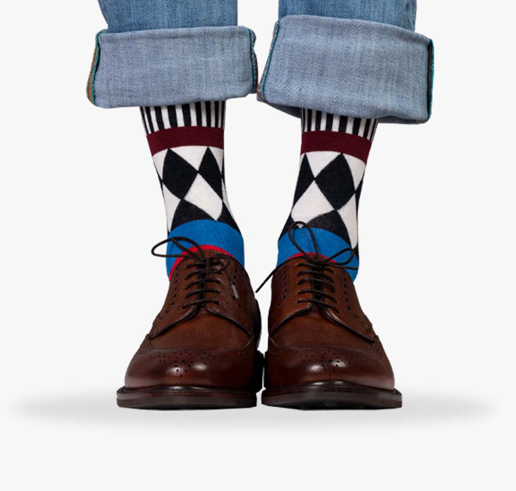 Lustige Männer und Herren Socken mit bunten Mustern