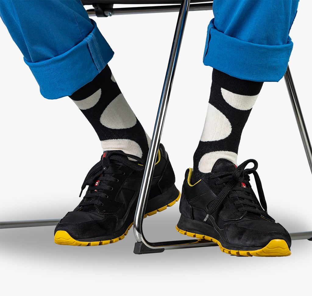 Schwarze gepunktete Socken & Socks - Herren Damen für Super