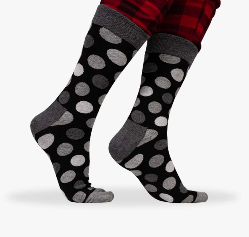 Punkte Socken für Damen in schwarz weiß und grau