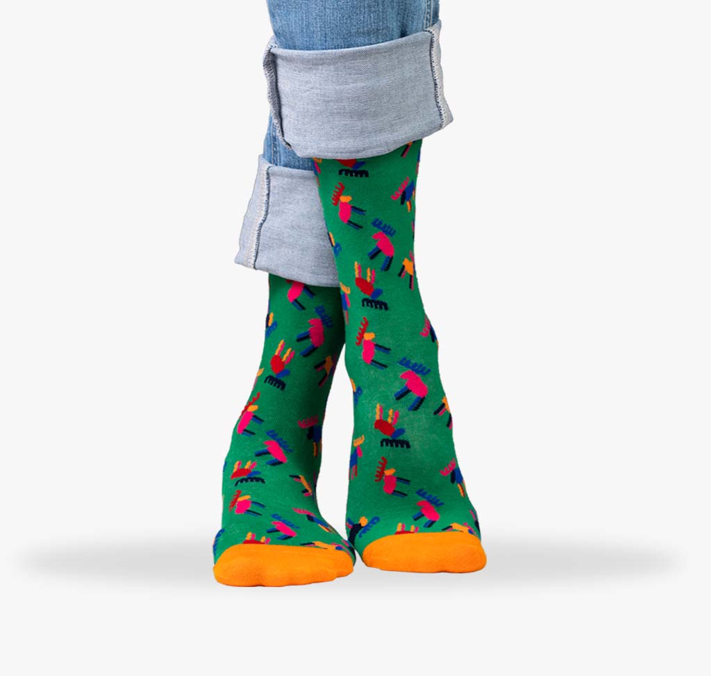 Rentier Socken für Herren mit bunten Farben in orange grüne und gelb