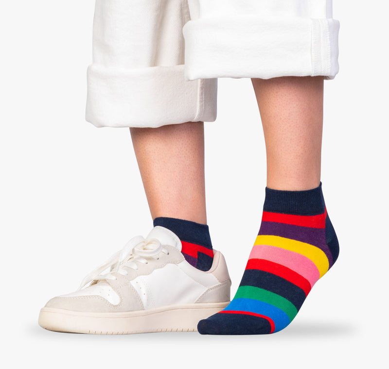 Gestreifte bunte Sneaker Socken Damen