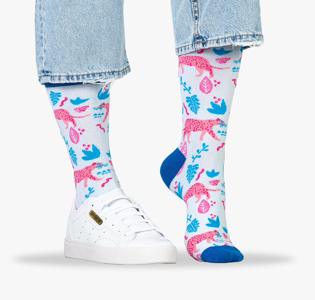 Bunte lustige Socken mit pinken Panther und Leopard für Frauen und Damen