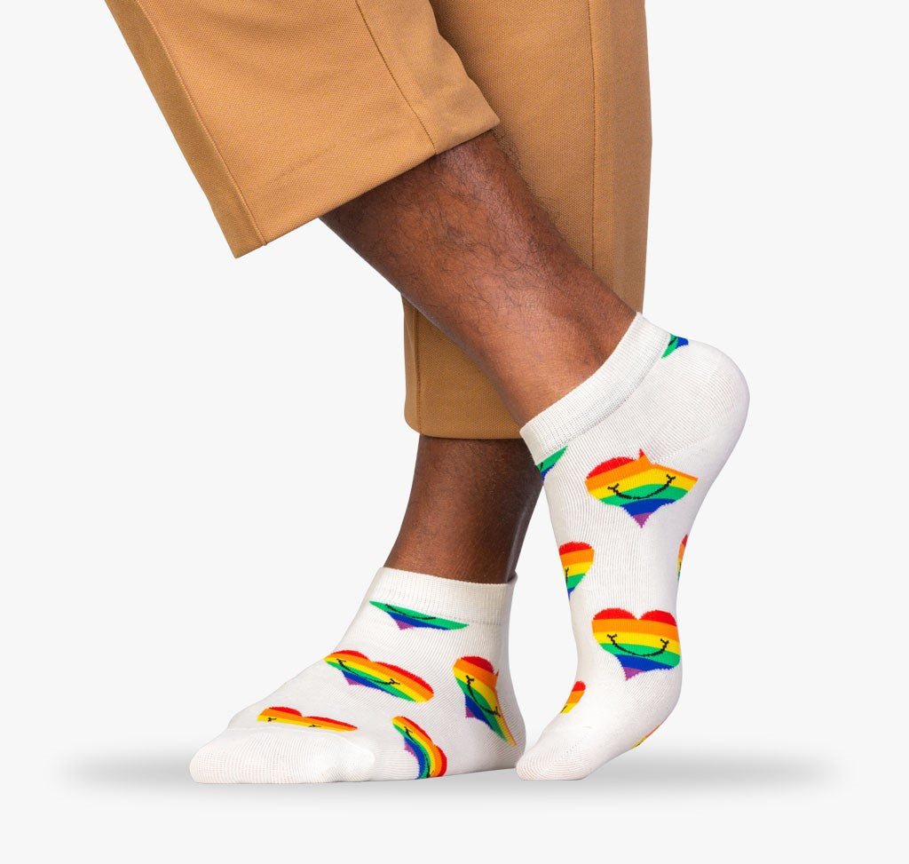 Regenbogen Herzen Sneaker Socken Herren
