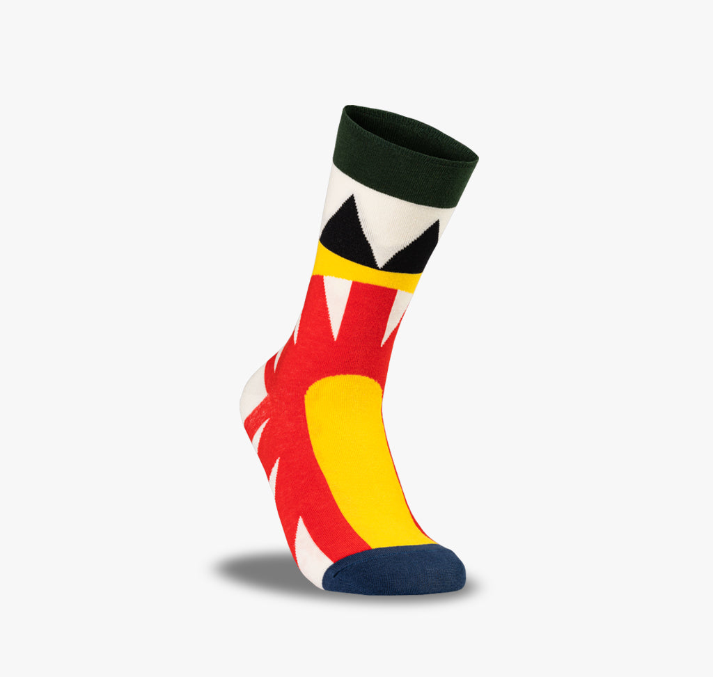 Coole Herren und Damen Socken mit roten Mustern, gelben und schwarzen Elementen