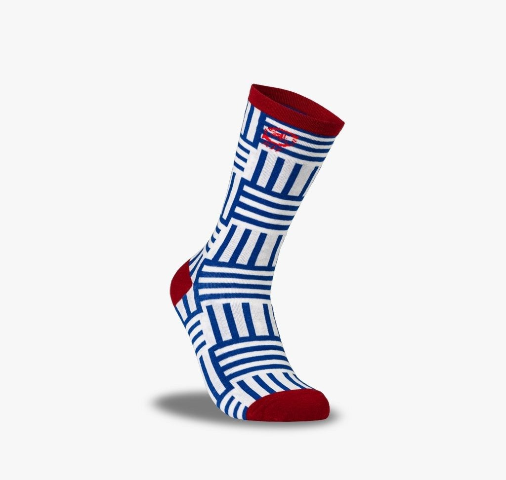 Socken für Herren und Damen mit bunten Muster blauen und weißen Streifen und rotem Bund