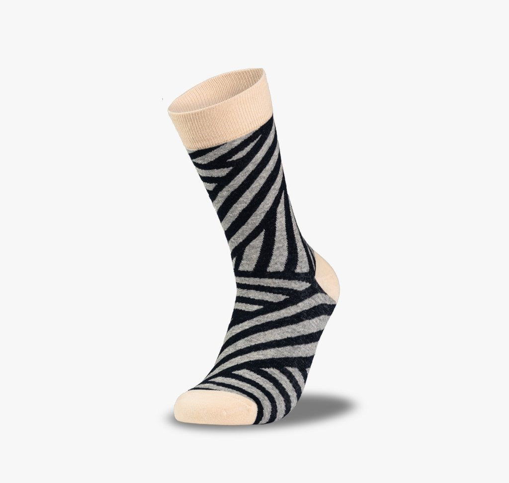 Socken für Damen und Herren mit Zebra Muster in schwarz und grau